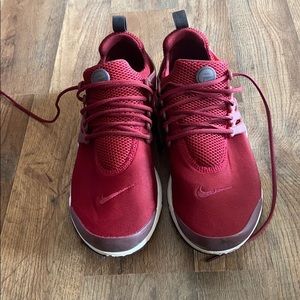 Nike Prestos